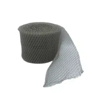 La laine d'acier comme alternative à la mousse PUR contre les souris