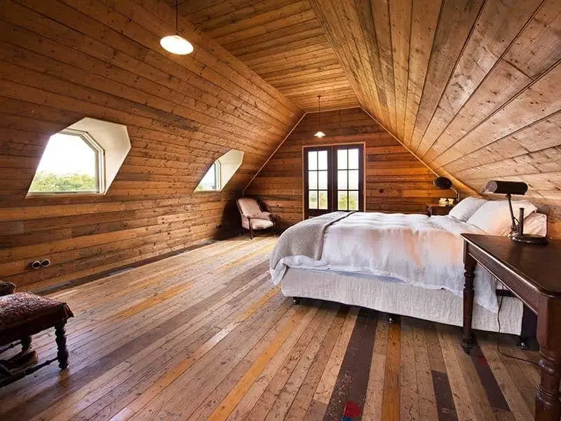 chambre en bois punaises lit