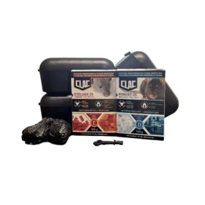 Kit anti-rats pour les petites infestations avec postes d'appâtage, produits raticides, clé et gants.